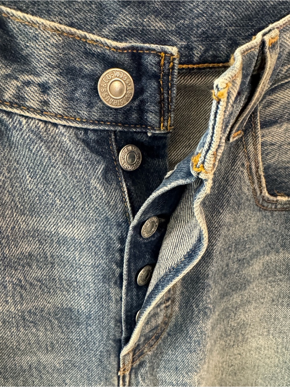 Levi's Light Blue Distressed Wide-Leg Culotte‎ Jeans - Picture 5 of 6